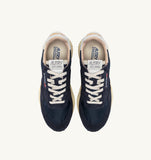 Vue du dessus des Autry Reelwind bleu marine et beige, baskets confort homme tendance, dispo à Versailles