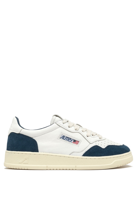 CHAUSSURE MEDALIST CUIR BLANC SUEDE COULEUR BLEU AUTRY CUIR DE VEAU BASIQUE ELEGEANTE PREMIUM