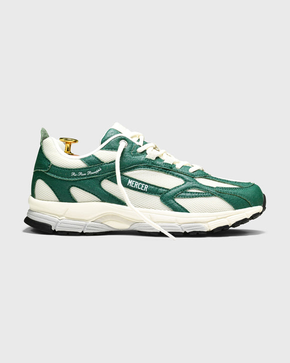 SHOES THE RE-RUN PINEAPPLE 2.0 GREEN MERCER AMSTERDAM Baskets en cuir d’ananas vegan
Mercer Amsterdam The Re-Run Pineapple test & avis
Sneakers rétro durables et stylées
Baskets éco-friendly mode streetwear
Chaussures sans cuir Mercer Amsterdam