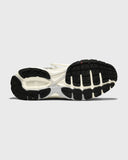 CHAUSSURE AVEC SA SEMELLE EN CAOUTCHOUC NOIR RECYCLÉ MERCER AMSTERDAM  Baskets en cuir d’ananas vegan
Mercer Amsterdam The Re-Run Pineapple test & avis
Sneakers rétro durables et stylées
Baskets éco-friendly mode streetwear
Chaussures sans cuir Mercer Amsterdam