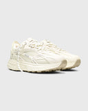 CHAUSSURES LACET EN CORDE BLANC ET BEIGE MERCER Sneakers en nubuck pour homme/femme
Baskets basses Mercer Amsterdam
Chaussures streetwear en nubuck
Sneakers rétro et durables
Chaussures éco-responsables Mercer Amsterdam