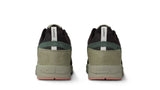 SHOES AVEC A LANGUETTE KARHU BLANCHE ET C’EST DIFFÉRENTES COULEURS SUR LE TALON 