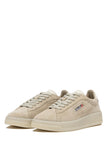 CHAUSSURE DE COULEUR BEIGE EN SUEDE AUTRY ACTION SHOES 