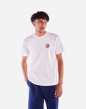 T-shirt Yage Écru OLOW, coupe droite et col rond. Confection en coton biologique pour un confort optimal. Imprimé graphique discret sur la poitrine, apportant une touche artistique et originale.