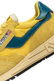 Sneakers Autry coloris jaune logo vert Chaussures de sport Autry Reelwind Low pour hommes