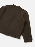 Cardigan Advance Raven Fleece marron Universal Works, texture polaire foncée vue de dos.