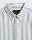 Chemise en flanelle Montebelo Stripe rayée bleu et blanc de Portuguese Flannel, col boutonné.