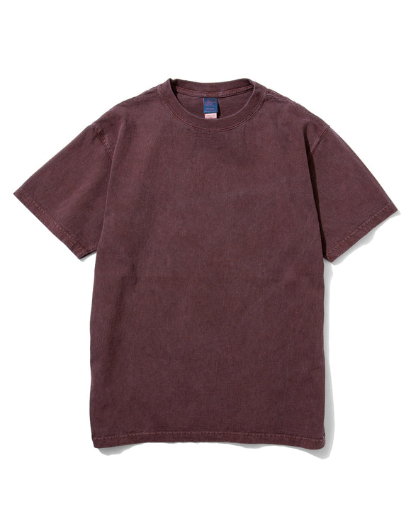 Tee-shirt S/S P-Bordeaux Good On – coupe droite, col rond, en coton jersey teint à l’ancienne pour un rendu unique. Un t-shirt fabriqué au Japon, au style vintage affirmé. Disponible chez SEE YOU, concept store à Versailles.