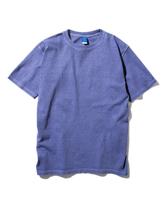 Tee-shirt S/S P-Light Purple Good On – coupe droite, col rond, en coton jersey teint à l’ancienne pour un rendu unique. Un t-shirt fabriqué au Japon, au style vintage affirmé. Disponible chez SEE YOU, concept store à Versailles.