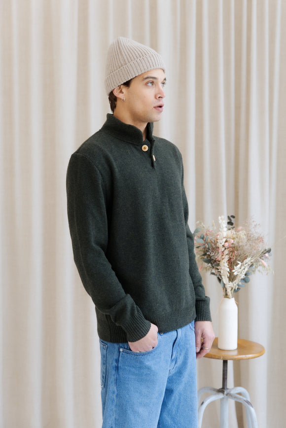 PULL MONTAGNE KAKI / CABANE